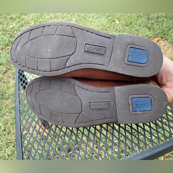 Giorgio Brutini Men's Brown Leather Slip-on Loafers with Tassels - Picture 7 of 8